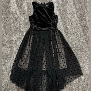 Zunie, Size 12, Black and gold Christmas dress